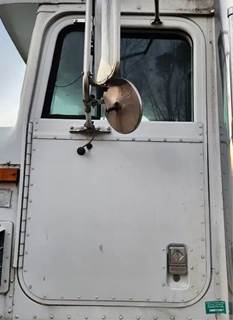 International 9400 Left Door