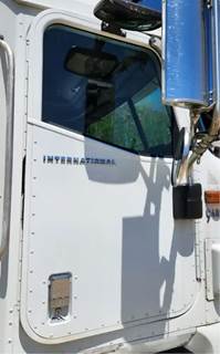International 9400i Right Door