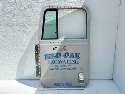 International F9370 Left Door for a 1997 International F-9370