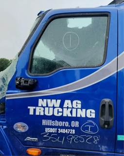 International LT625 Left Door