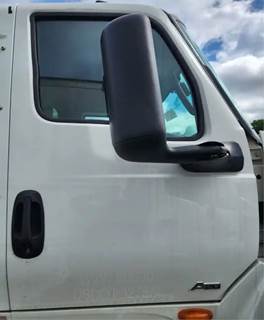 International LT625 Right Door