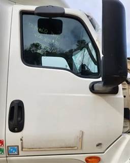 International LT625 Right Door