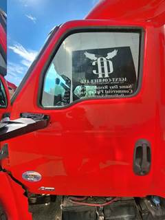 International LT625 Left Door