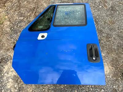 International PC015 Left Door