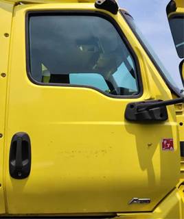 International RH613 Right Door