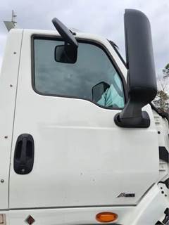 International RH613 Right Door