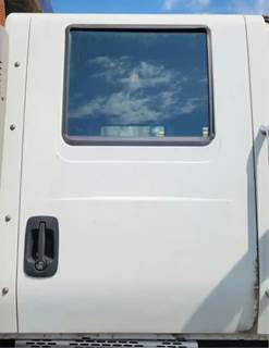 International WorkStar 7500 Right Door