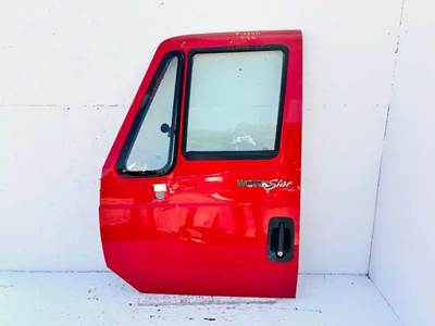 International WorkStar 7600 Left Door