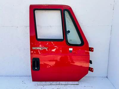 International WorkStar 7600 Right Door
