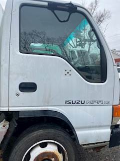 Isuzu NPR HD Right Door for a 2003 Isuzu NPR-HD
