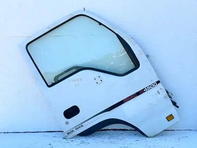 Isuzu NPR HD Right Door for a 2007 Isuzu NPR-HD