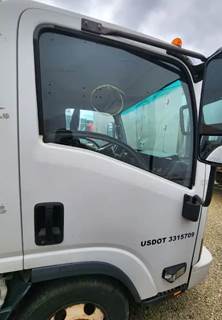 Isuzu NPR HD Right Door for a 2011 Isuzu NPR-HD