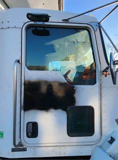 Kenworth T300 Right Door