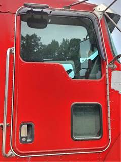 Kenworth T300 Right Door