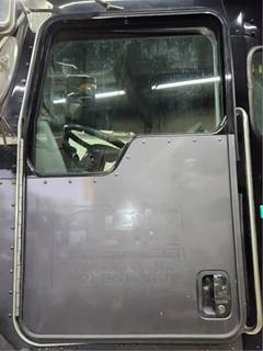 Kenworth T370 Left Door