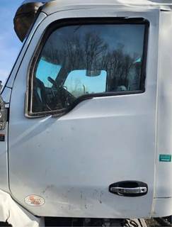 Kenworth T480 Left Door