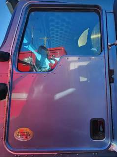 Kenworth T660 Left Door