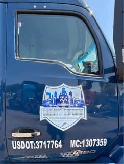 Kenworth T680 Right Door