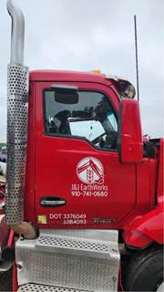 Kenworth T680 Right Door