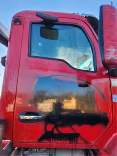 Kenworth T880 Right Door