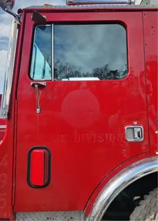 Mack MC688FC Left Door