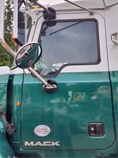 Mack Pinnacle CXU613 Left Door for a 2013 Mack CXU613