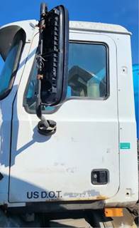 Mack Vision CXN613 Left Door for a 2007 Mack CXN613