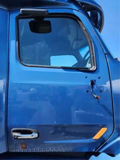 Peterbilt 579 Right Door