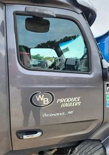 Peterbilt 579 Right Door