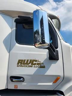 Peterbilt 579 Right Door