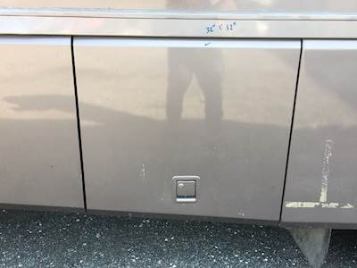 Roadmaster Raised Rail Right Door