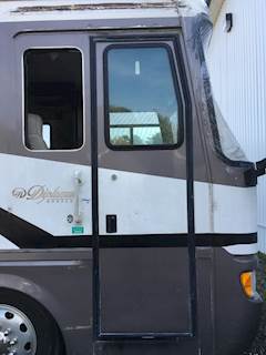 Roadmaster Raised Rail Right Door