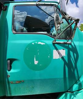 Sterling L9500 Right Door