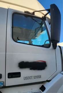 Volvo VNL Right Door