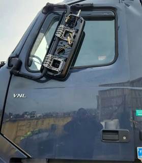 Volvo VNL Left Door