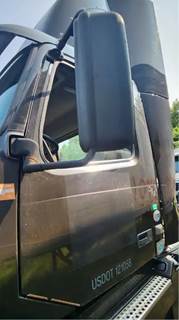 Volvo VNL Left Door