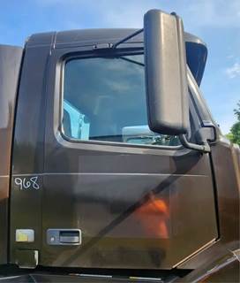 Volvo VNL Right Door