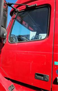 Volvo VNL Left Door