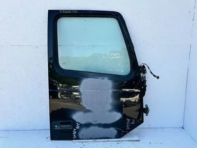Volvo VNL Right Door