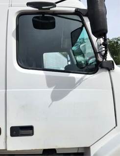 Volvo VNL Right Door
