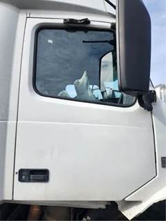 Volvo VNL Right Door