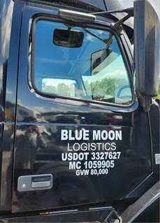 Volvo VNL Right Door