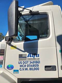 Volvo VNL Left Door