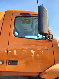 Volvo VNR64T Right Door