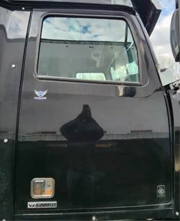 Western Star 5700 Right Door
