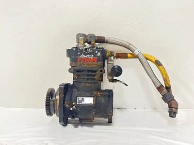Caterpillar C15 Air Compressor for a 2007 Freightliner Columbia 120