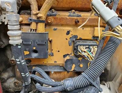 Caterpillar C13 Engine Control Module (ECM) for a 2006 Oshkosh S-SERIES