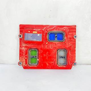 Cummins ISX Engine Control Module (ECM) for a 2013 Peterbilt 388