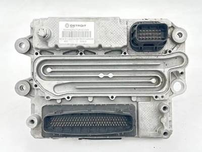 Detroit DD13 Engine Control Module (ECM) for a 2014 Freightliner Cascadia 113