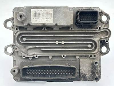 Detroit DD13 Engine Control Module (ECM) for a 2013 Freightliner Cascadia 125